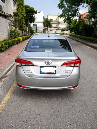 Toyota Yaris Attiv 1.5