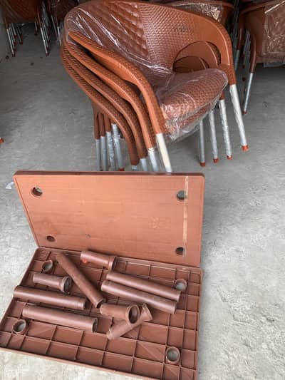 1 Set (4 Chairs 1 Table) on whole sale rate