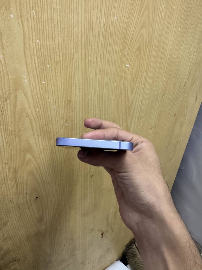 iPhone 12 2