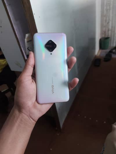vivo s1 pro  8gb ram 128 storage