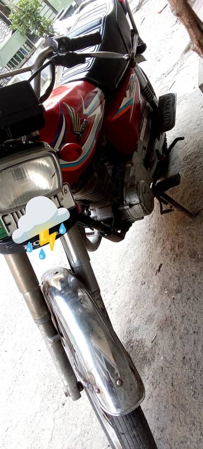 O3OO7896O65* HONDA CG 125 MODEL 2016  EMINENTLY SEAL NEED CASH