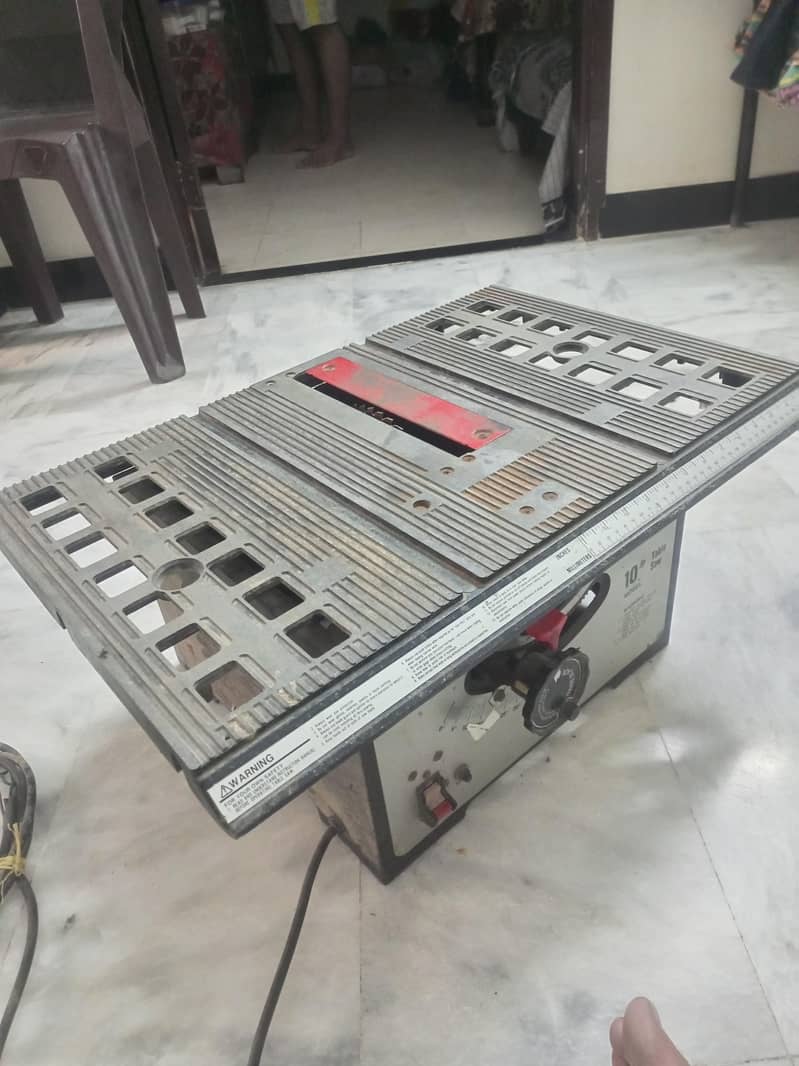 ara  machine 0