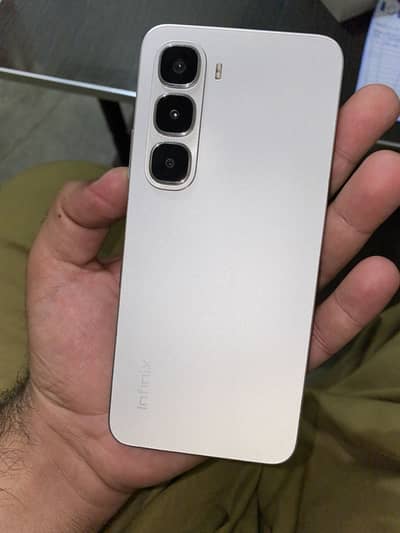 Infinix Hot 60i
