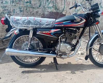 Honda CG-125 (2018-19) Totaly Genuine Bike. . . . . . 0315-6694024