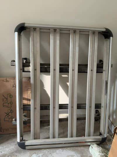Car roof rack