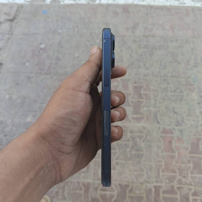 Iphone 15 pro max 5