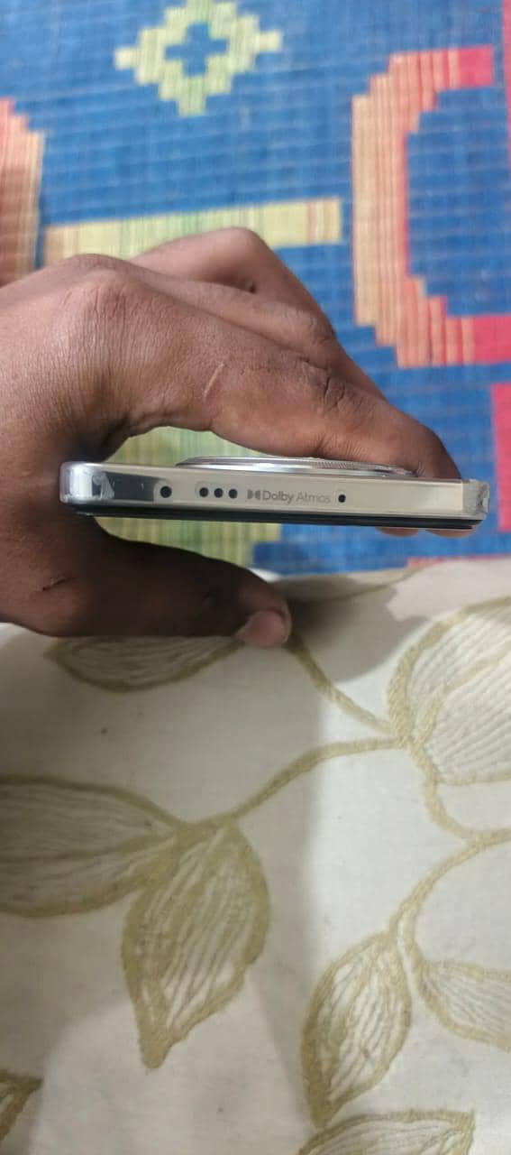 camon 30 1
