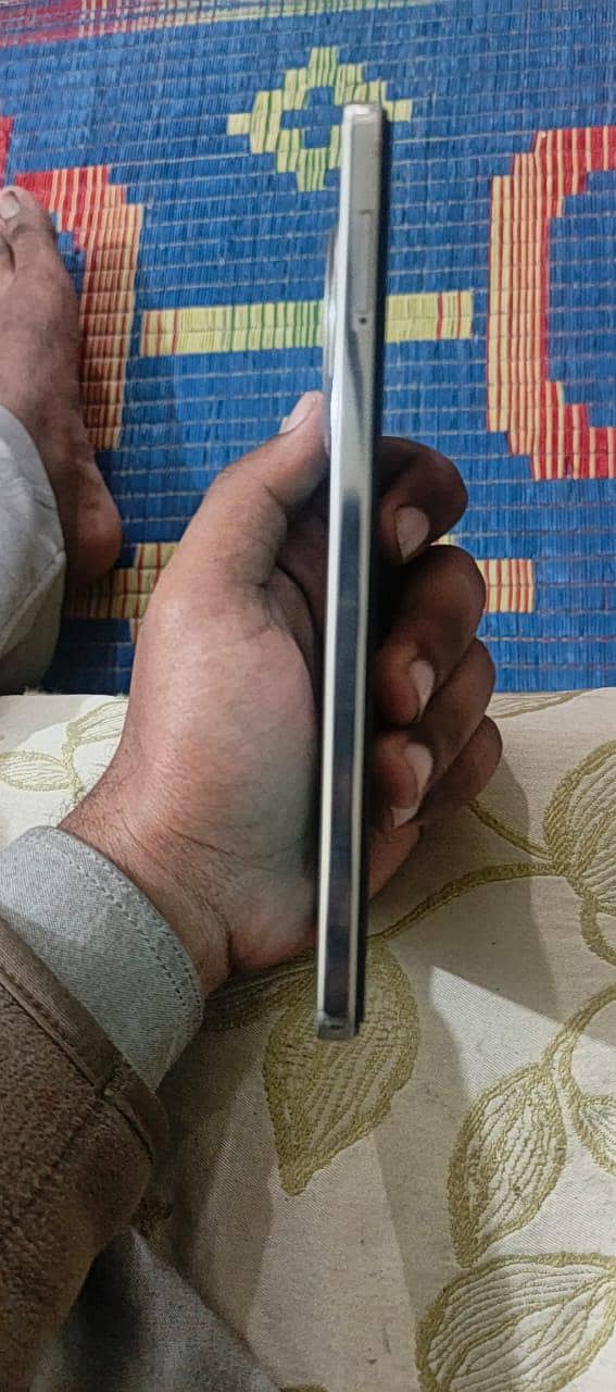 camon 30 4