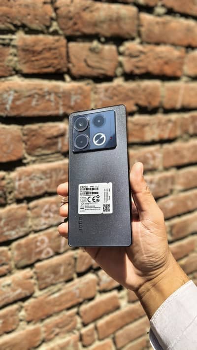 Infinix Note 40