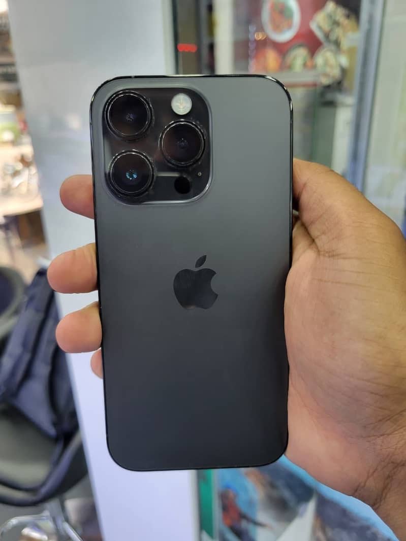iPhone 14 PRO 0