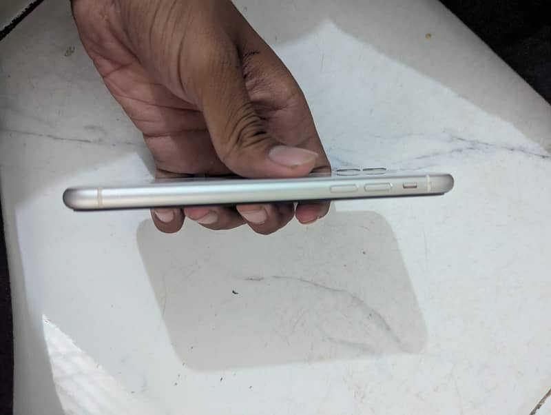 Iphone 11 jv 6