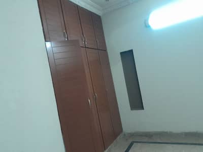 5 Marla Lower Portion Available For Rent Wapda Town Ph1 Block G4