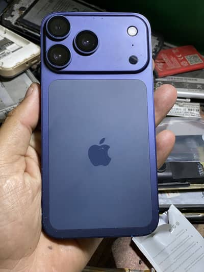 iPhone XR /17pro 64gb  battery change 100% face id off 10/9 back brack
