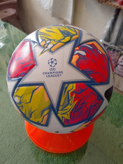 Champions League footballs (Size 5, 2025/2026 models) in Pakistan