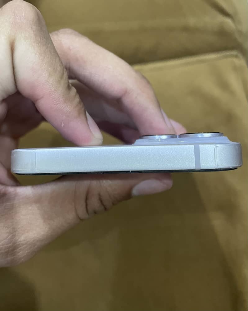 Iphone 14 plus 5