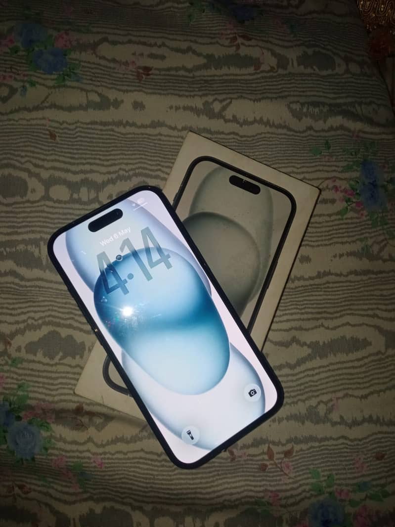 iPhone 15 jv 1