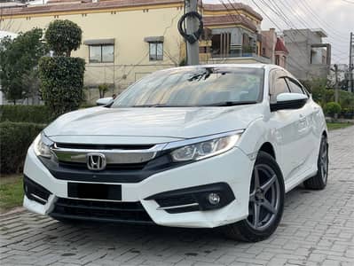 Honda Civic Oriel 1.8 i-VTEC CVT