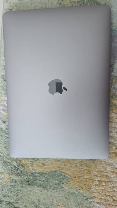 Macbook Pro M2 13.3 in