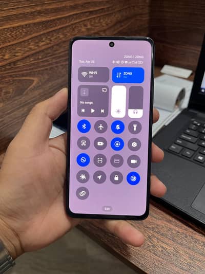 Redmi note 13 8/256 Camera 108 back front 50 Excellent