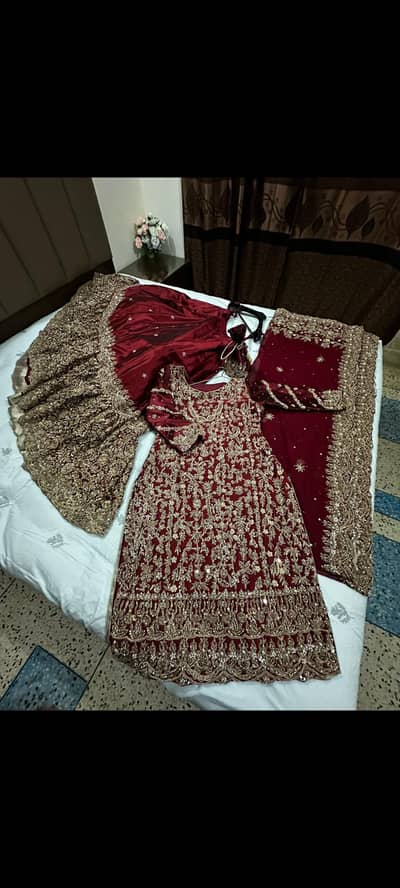 Bridal Farishi lehnga With Antique Embroidery