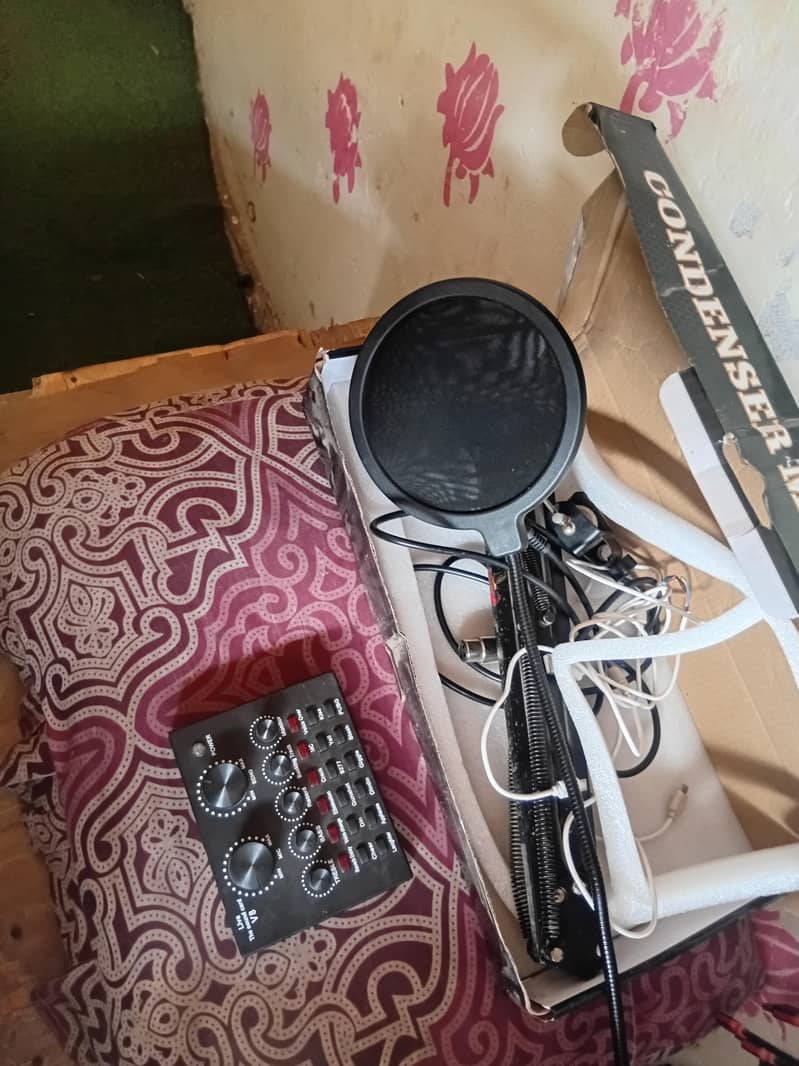 studio microphone 1