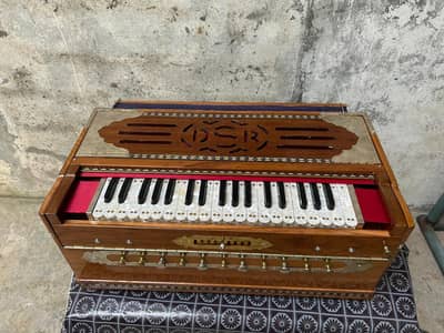 13 Scale Changer Harmonium DSR /imported harmonium