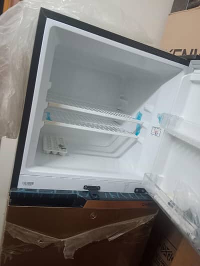 Dawlance Pearl Copper Refrigerator for Sale – Excellent Condition