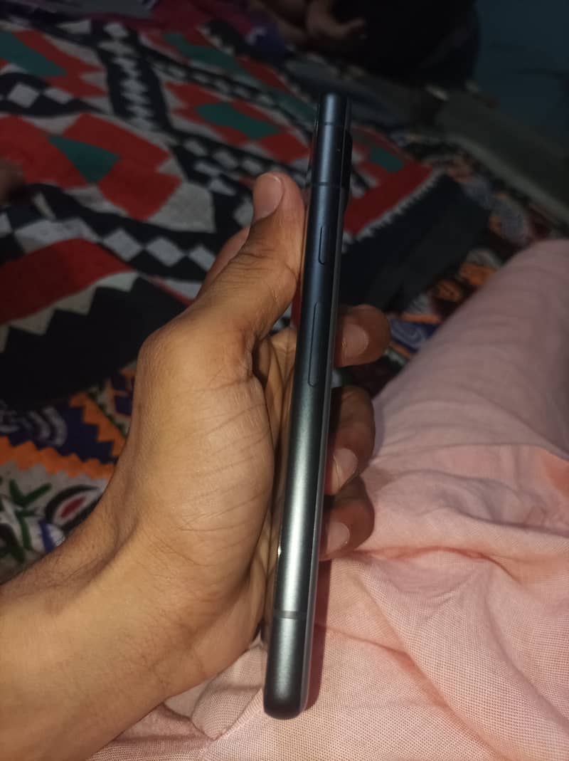 Google Pixel 7a 3