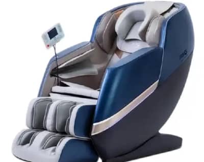 Luxury Full Body Massage Chair | Zero Gravity | Heating | Like New