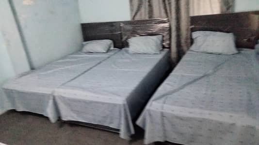 Boys Hostel  G. 9.1. int Santar  Street namabr 32 new khattk store