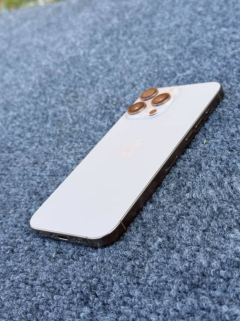 IPhone 16 pro max 7