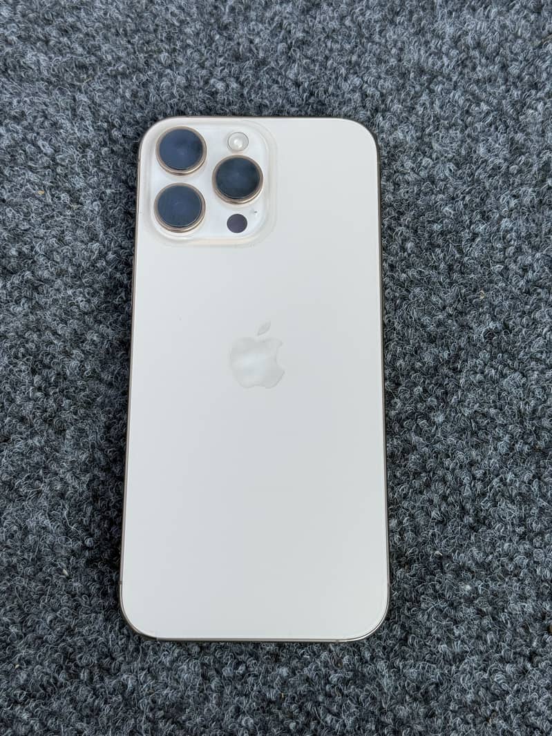 IPhone 16 pro max 11