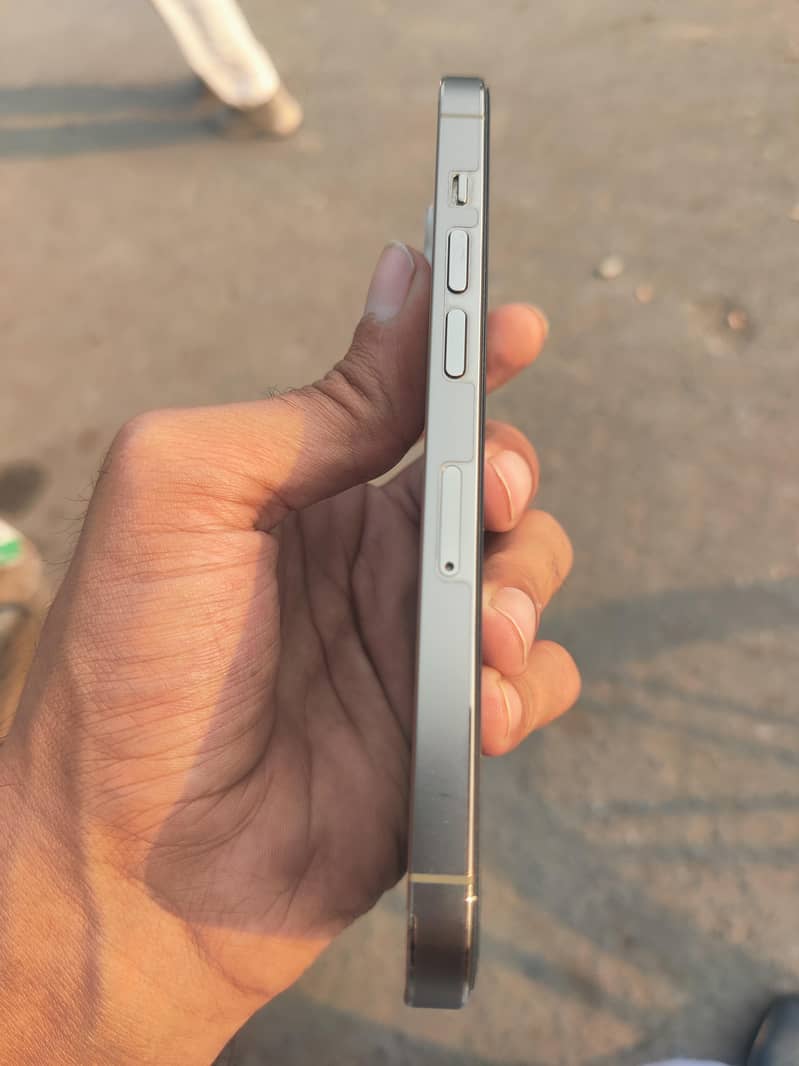 Iphone 14 Pro 5