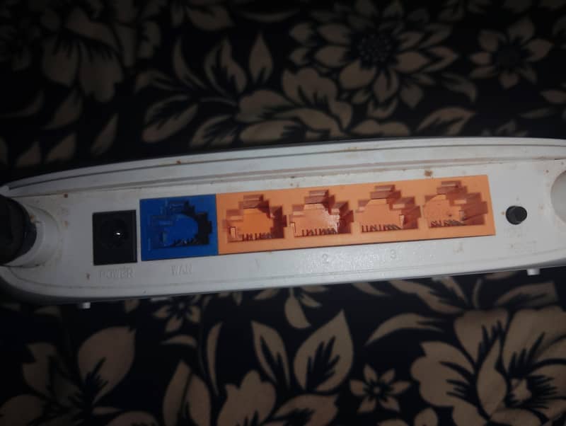 TP LINK  ROUTER 2