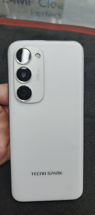 Tecno spark 40 pro plus