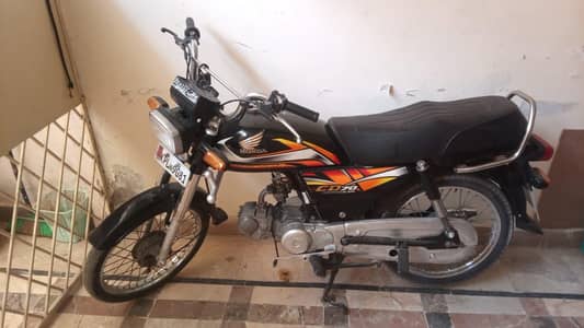 Honda CD 70 New Condition Biike