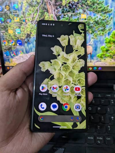 Google pixel 6  condition 10 / 9 otherwise okay set ha