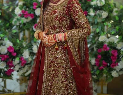 Bridal fashi lehnga with long tail