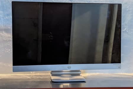 HP 27xi 27 inch Borderless Monitor / Led