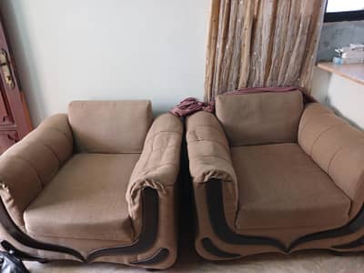 5 seater sofa set used but in good condition