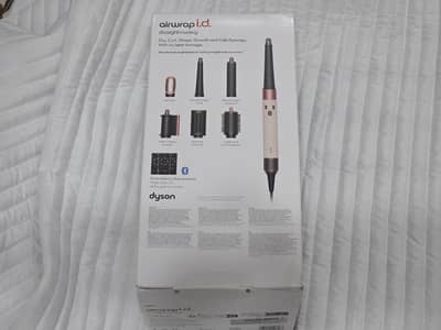 Dyson airwrap i. d straight + wavy 240v