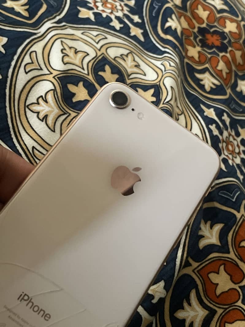 iPhone 8 1