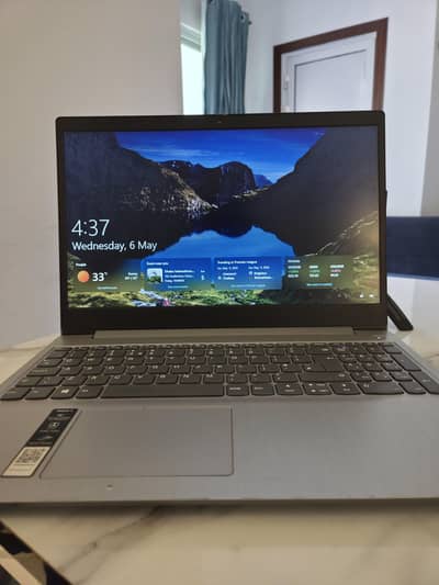 Lenovo Ideapad 3.4GB/250 GB SSD
