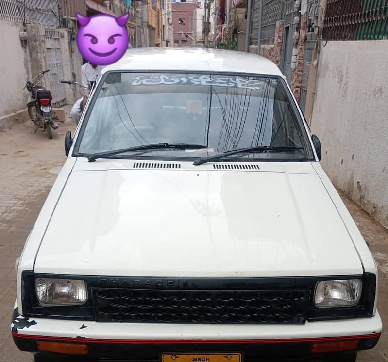 Car D charade 5