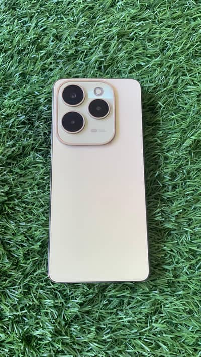 Infinix hot 40 pro 8/256 PTA approved but sim not working for sale