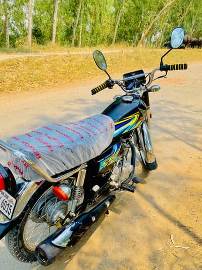 125_Modal 2025/26_ location sailkot  emergency sale krni ha