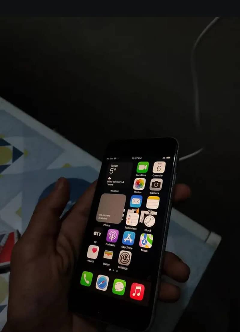 iPhone 6s Read description 3