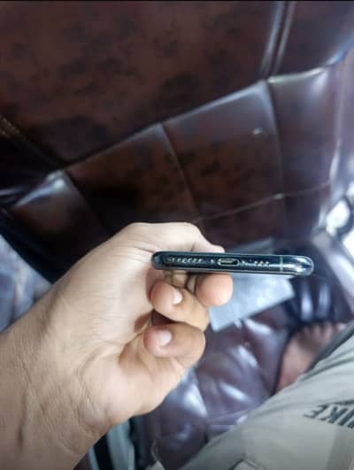 iPhone 11 Pro 64 gb trutone active