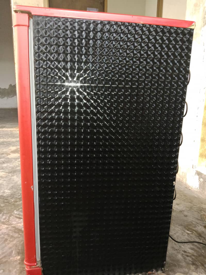 refrigerator 4