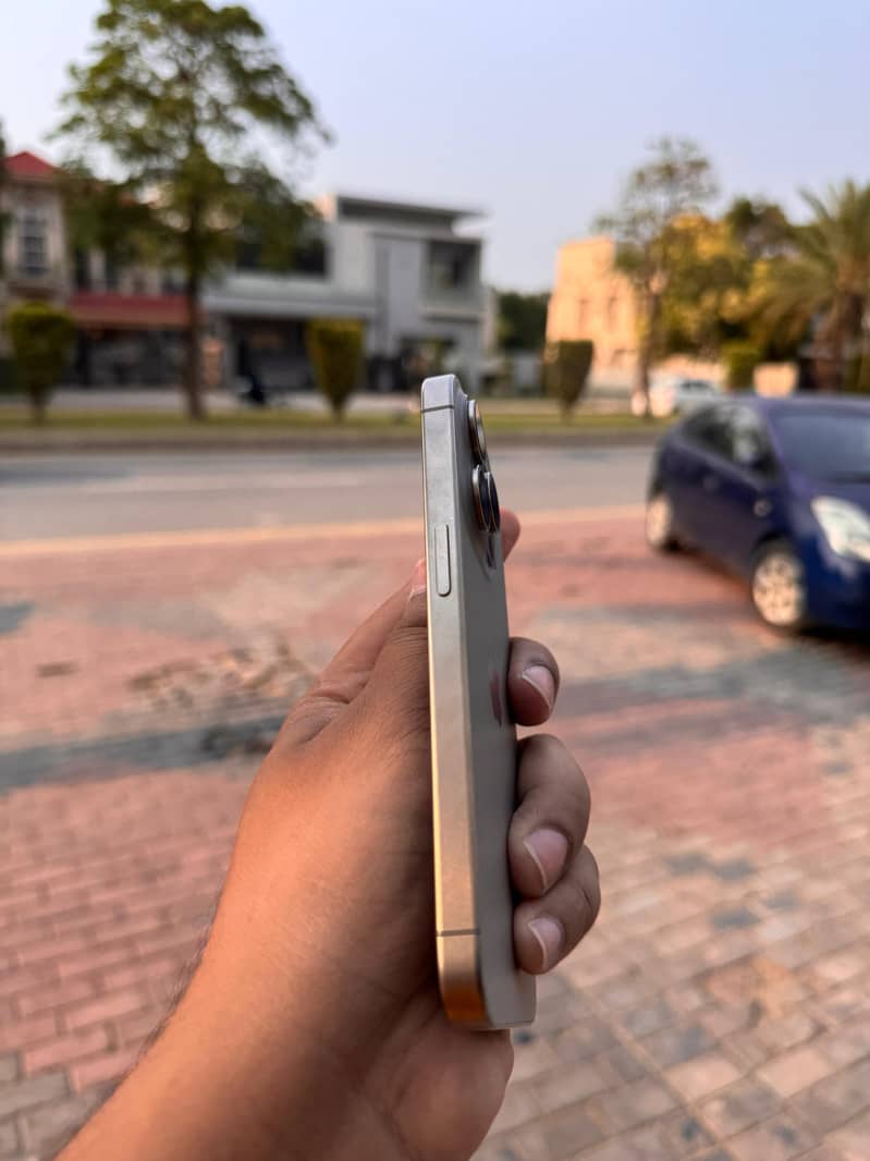 IPHONE 15PRO 1